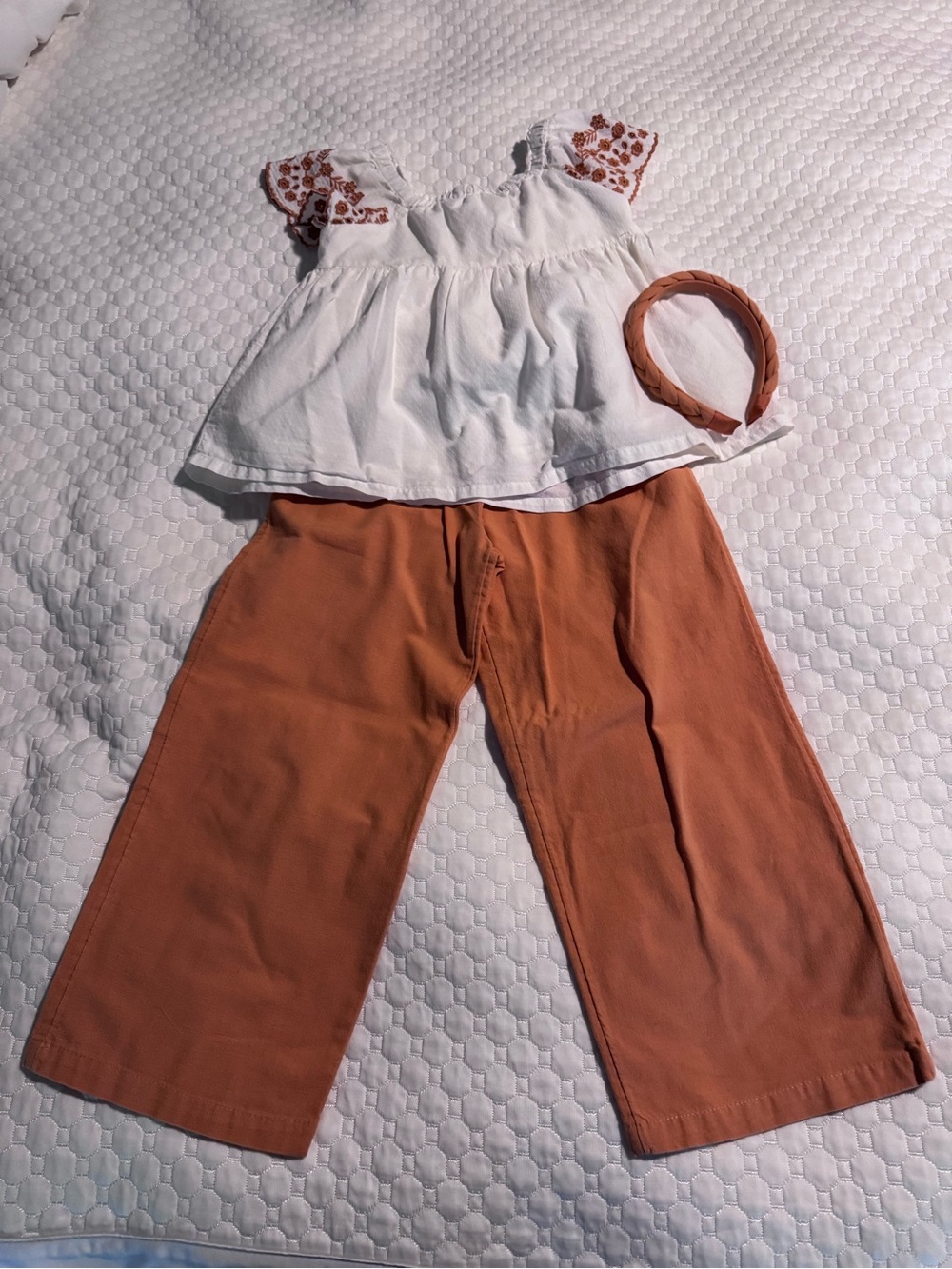 Joie Girls 3 Piece Outfit with Gold Pants and White Embroidered Top - Size 7/8